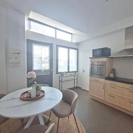 Apartment Le Valentino - Parking And Thermal Baths 5 Min Aix-les-Bains